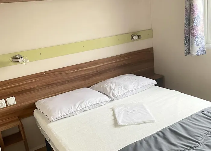 Propriete De 2 Avec Piscine Partagee Jardin Amenage Et Wifi A En Aubrac Hébergement de vacances